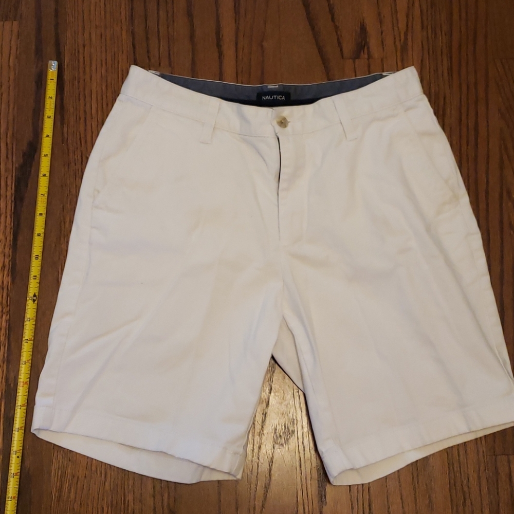 Nautica Men's Khaki Shorts Sz 30
